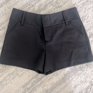COPY - BNWT Alice and Olivia Cady shorts 2 black